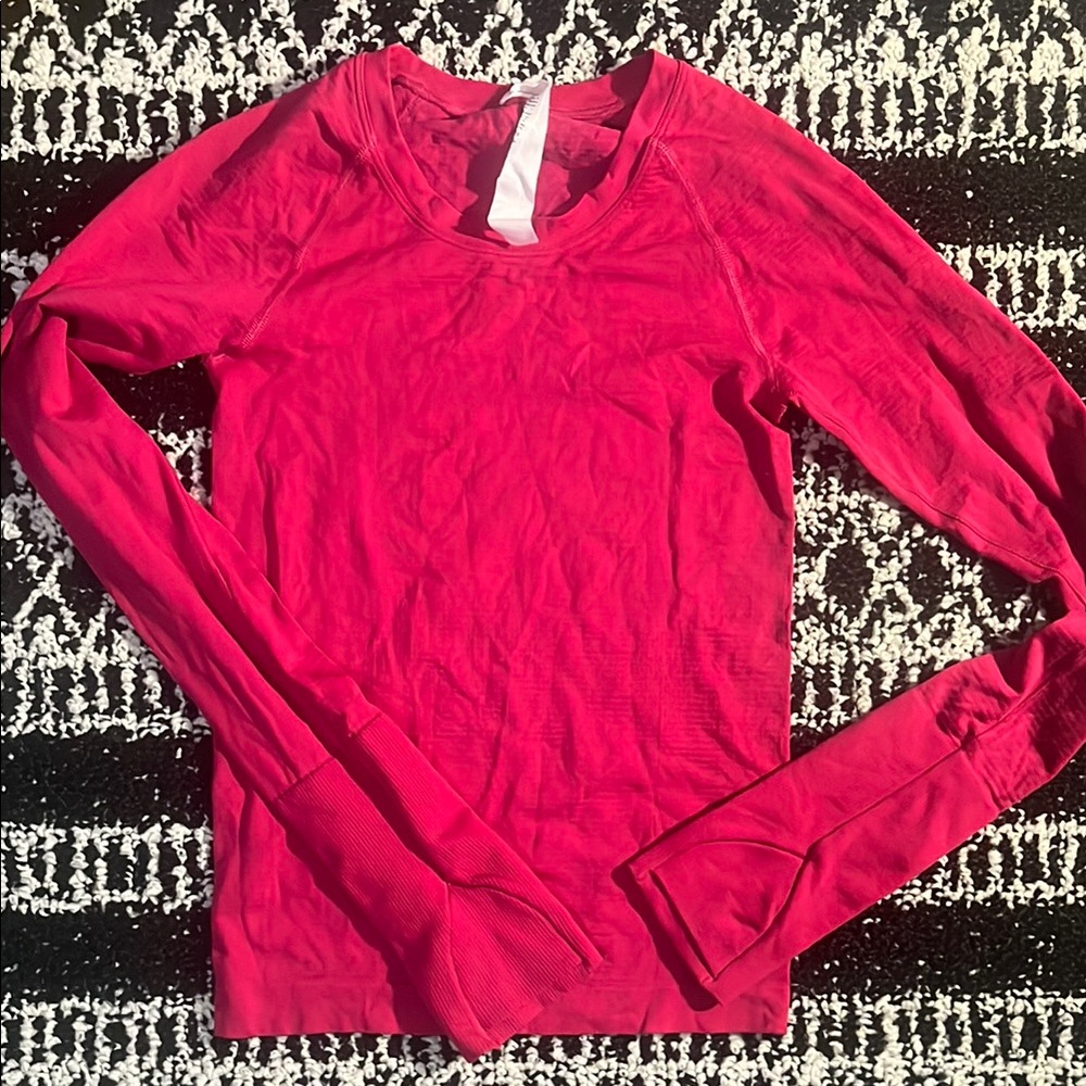 Women's Pink Lululemon long sleeve swiftly tech